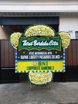 Papan Bunga Duka di Tuksono